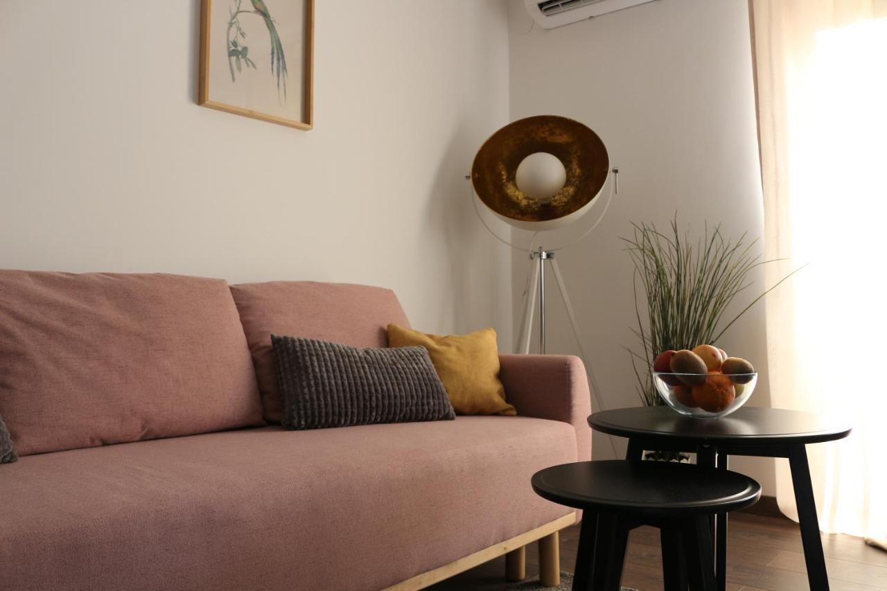 Luca, Digital Nomad Getaway Studio Apartment ซาเกร็บ ภายนอก รูปภาพ